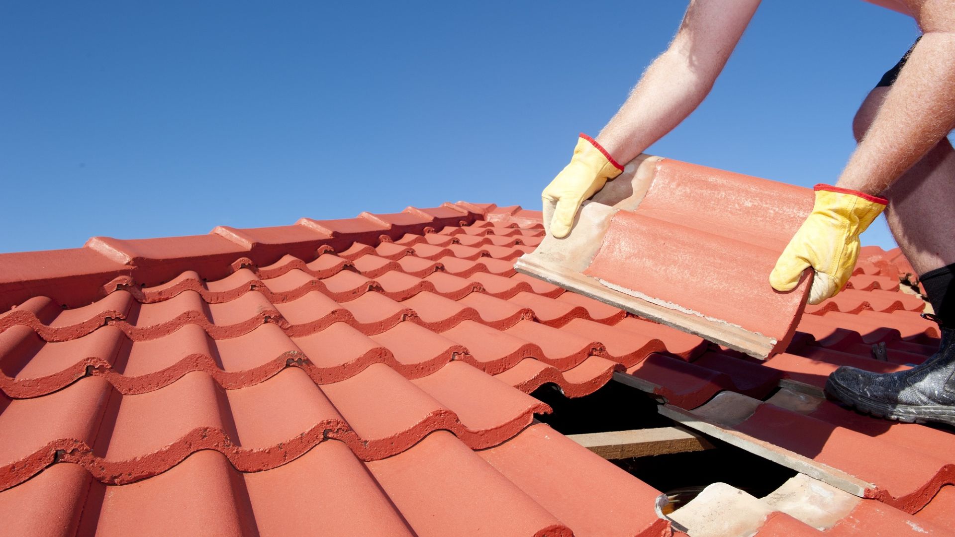 Why Choose Artfix Clay Tile Roofing Services for Your Unique Vision?
