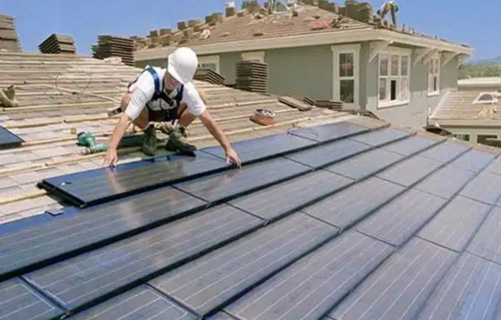 How to Choose the Perfect Roof Tile Solution for Different Climatic Conditions?
